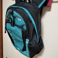 Piko メッシュポケット ブルーのリュックサックの画像