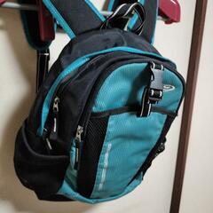 Piko メッシュポケット ブルーのリュックサックの画像