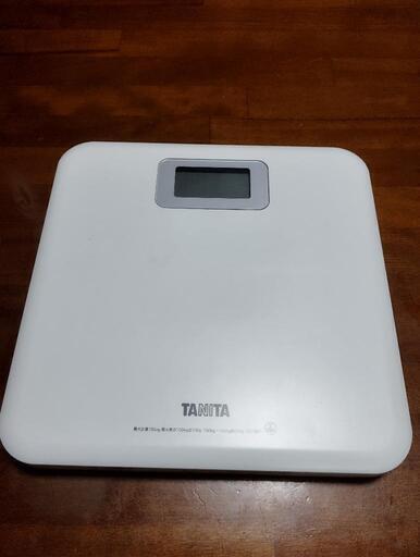 TANITA　デジタル体重計　タニタ　電池式　単3電池2本