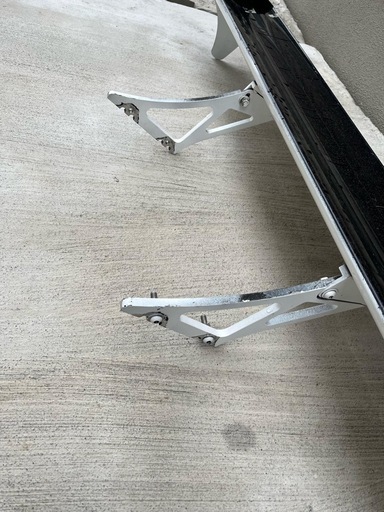 Advanリアウィング