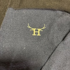 ネイビー ブラック カーディガン Hロゴの画像