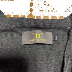 ネイビー ブラック カーディガン Hロゴの画像