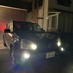 日産　エクストレイル　四駆
