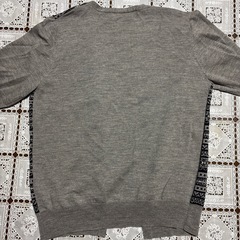 LIMITED EDITION 幾何学模様 カーディガン グレーの画像