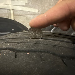 ハイエース純正ホイールの画像