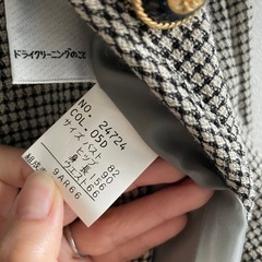 レディーススーツ　卒業式　入学式の画像