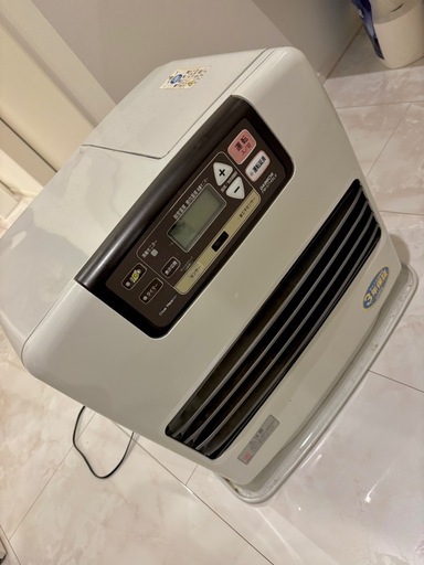 ファンヒーター　灯油