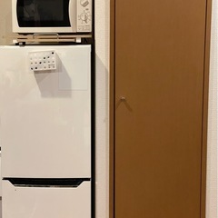 冷蔵庫、電子レンジ、ラック