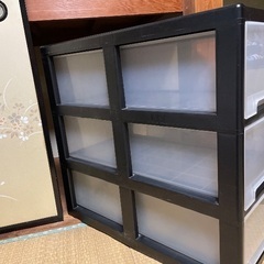 押入れ収納ケースの画像