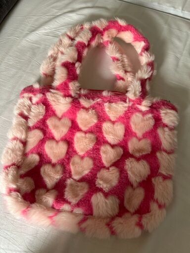 Hello Kitty　Y2Kファーバッグ♡ Hello Kitty Y2Kファーバッグ♡ 【公式通販】