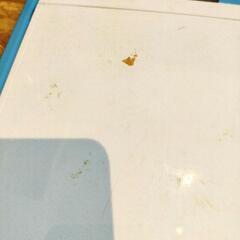 Wii本体と付属品(リモコンとセンサーバーはなし)の画像