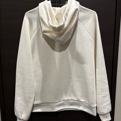 アルマーニ ホワイトパーカーの画像