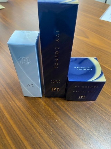 IVY化粧品　化粧水、美容液、乳液クリーム３点セット　新品