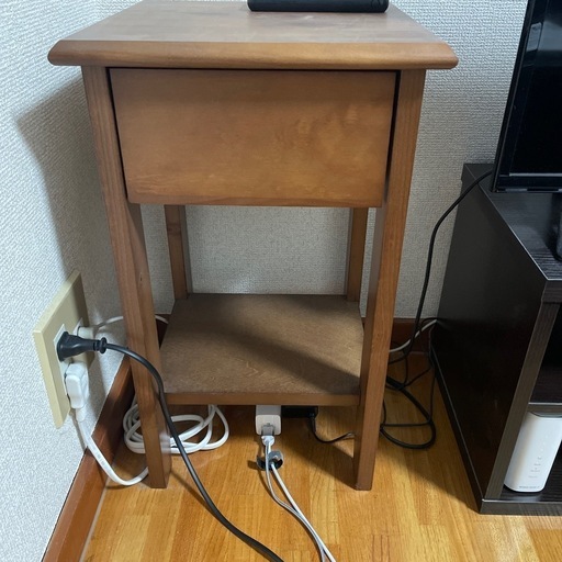 ニトリ　サイドテーブル