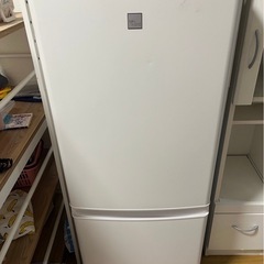中古 三菱ノンフロン冷凍冷蔵庫　146リットル　２０２０年製