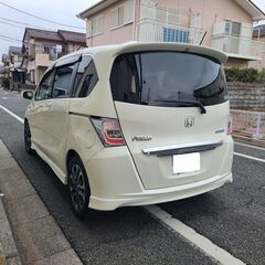フリードＨＶ　ジャストセレクション　Ｈ２４　車検8/10　170000ｋ　社外10インチカーオーディオディスプレイ　ＥＴＣ　左側パワースライド　ｉストップ　クルコン　キセノンの画像