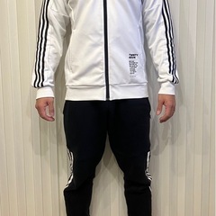 adidasジャージ　トラックジャケットの画像
