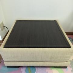 navatex Italy 　ローテーブル　オットマン