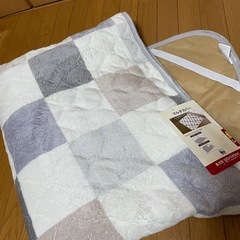 マルチカバー　ラグ　新品　長方形