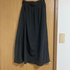 ドット　ロングスカート
