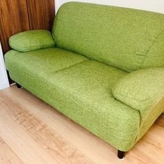グリーンソファファブリック北欧風　の画像