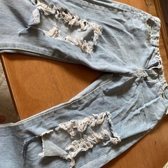 レディース　ダメージジーンズ　XXL　の画像