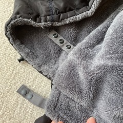 【非対面可】babyhopper 抱っこ紐　防寒ケープの画像