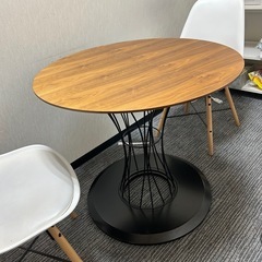 ニトリ　ダイニングテーブル　チェアの画像