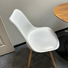 ニトリ　ダイニングテーブル　チェアの画像