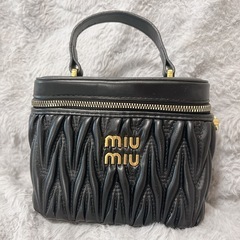 miumiu バック