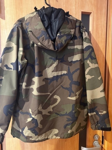 THE NORTH FACE スノボウェア上★ほぼ新品に近いです！