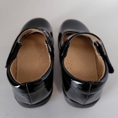 セレモニー用エナメルシューズ、サイズ18.5の画像