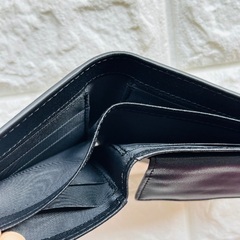 新品❤二つ折り 財布 本革 黒 2個セット 箱付 収納抜群 の画像