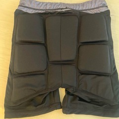 子供用パッド付きヒップガード S ブラックの画像