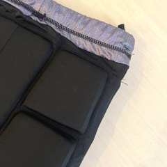 子供用パッド付きヒップガード S ブラックの画像