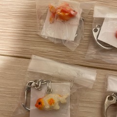 金魚ミニキーホルダーの画像