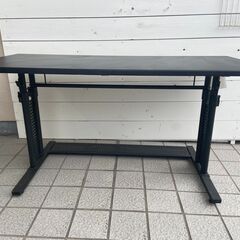 Bauhutte　デスク