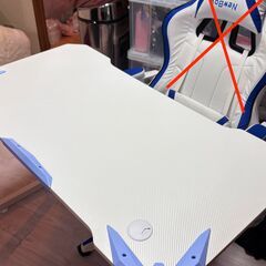 PCデスク　ゲーミングデスク（※チェアはつきません！）の画像