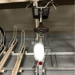 ゴールド　シティサイクル 前バスケット付き　変速なし　自転車の画像