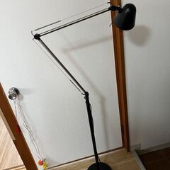 「アームスタンドライト フロアランプ（中古・ブラック）※引き取り限定」「可调节臂落地灯 / 阅读灯（二手 黑色）※仅限上门自取」「Adjustable Arm Floor Lamp / Task Lamp (Used, Black) - Pickup Only」の画像