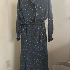 KFBの紺ツーピース（未使用）ポリエステル100％