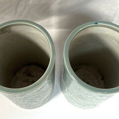 【R326】仏具/花瓶/青磁/唐草模様/昭和レトロ/陶器/花入れ/2点セット/神棚/神具/仏器/供養/祭壇/花立/中古/現状品の画像