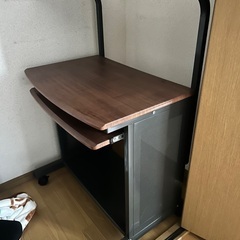 パソコンテーブル『お取引き先決まりました』