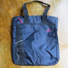 スポーツバッグ（お話し中）の画像