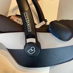 美品　マキシコシ ペブルプラス チャイルドシート 
エアバギーアダプター 　の画像