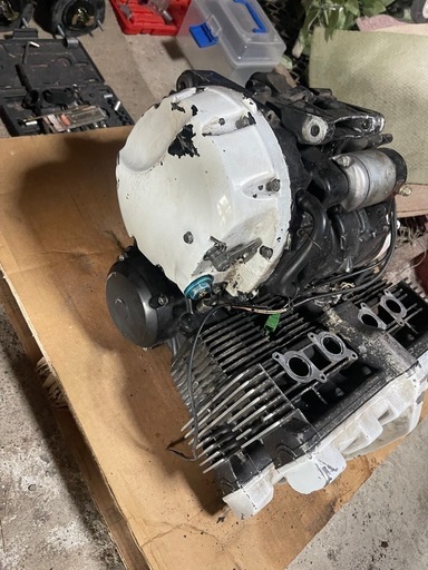 xjr400-4hmエンジン 実動エンジン 4HM』XJR400 実動エンジンASSY 実走行9000km 異音白煙無し 始動