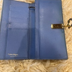 フェラガモ長財布中古の画像