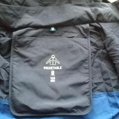 子ども用ポケッタブルパーカー160cmユニクロの画像