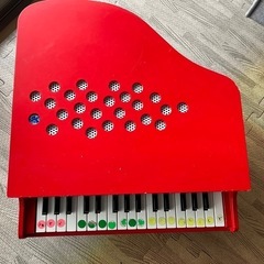KAWAI ミニピアノの画像