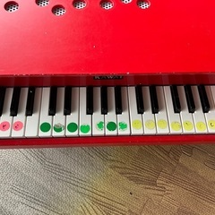 KAWAI ミニピアノの画像